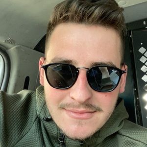 Meet your Posher, George